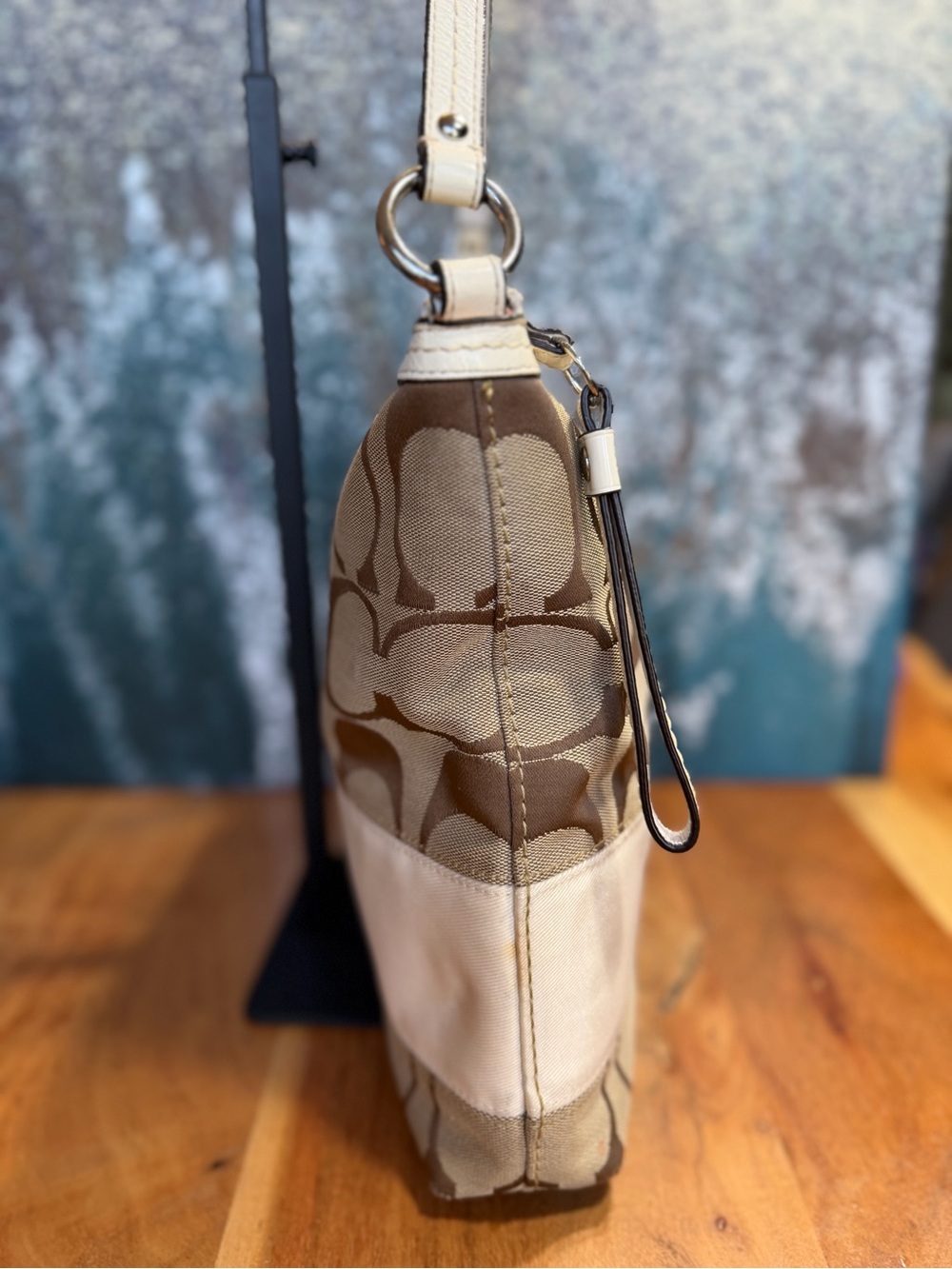 Coach Y2K 2009 Signature Stripe Canvas Hobo Bag Khaki Ivory GUC - Picture 10 of 17